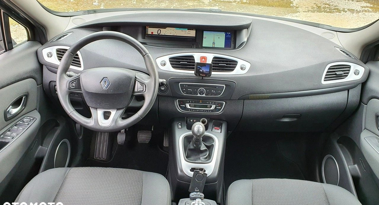 Renault Scenic cena 18700 przebieg: 196142, rok produkcji 2010 z Puławy małe 781